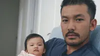 Dapat Kejutan Ultah dari Istri, Reaksi Rio Dewanto Kok Datar?