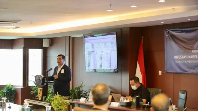 Menko Bidang Kemaritiman dan Investasi, Luhut B. Pandjaitan