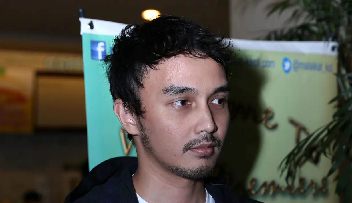 Aktor 31 tahun ini melemparkan pujian ketika ditanya mengenai lawan mainnya tersebut, menurutnya sosok Tika Bravani adalah sosok yang perfeksionis dan cerdas. (Nurwahyunan/Bintang.com)