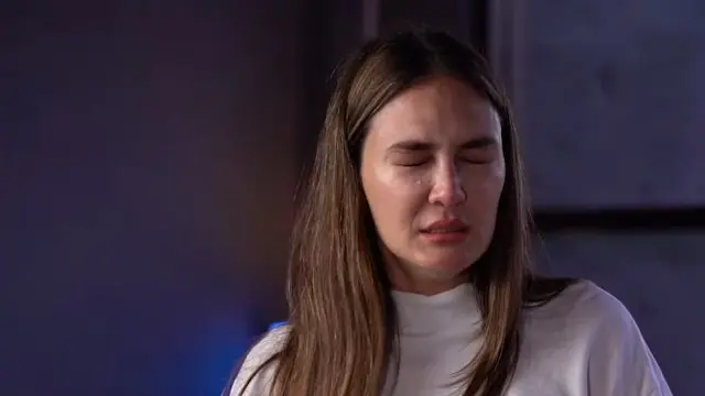 Luna Maya dilarikan ke rumah sakit karena kepedesan (YouTube/Bobon Santoso)