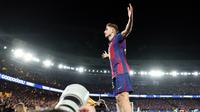Gelandang Barcelona, Fermin Lopez, merayakan gol keempat timnya dalam laga leg kedua babak 16 besar Liga Champions antara Barcelona dan Newcastle United di Stadion Camp Nou, Barcelona, pada 18 Maret 2026. (AFP/Luis Gene)