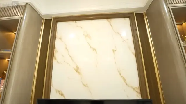 Potret Ruang Keluarga di Rumah Sarwendah (YouTube/Taulany TV)