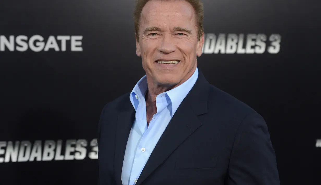 Pada Oktober 2003, enam wanita memberikan kesaksian bahwa Arnold Schwarzenegger berusaha menyentuh mereka dengan cara yang menurut mereka menjijikkan. (REUTERS/Phil McCarten)