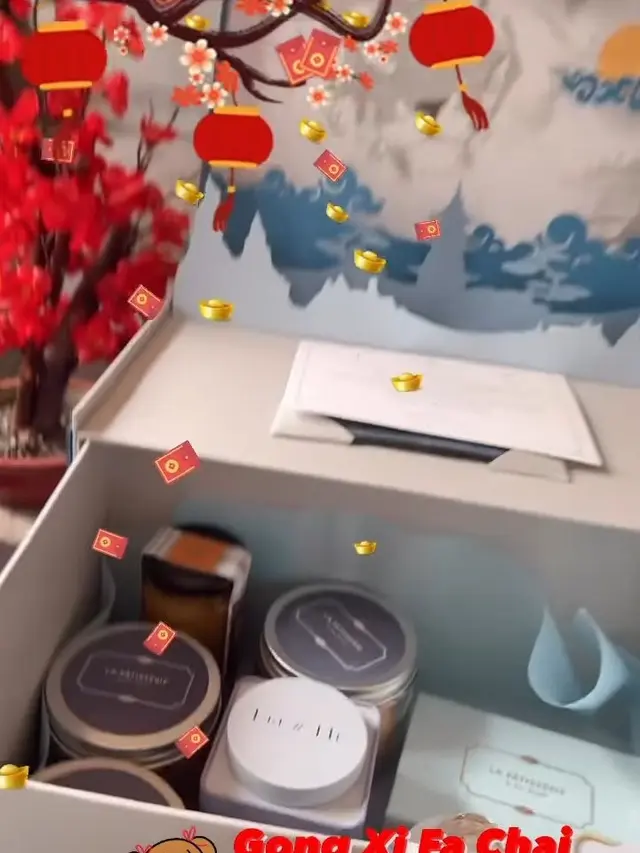 Potret 6 Hampers Imlek Milik Artis Tanah Air, Banyak Makanan Enak