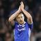 John Terry adalah kapten paling sukses dalam sejarah Chelsea. Ia juga mampu memainkan pertahanan kokohnya untuk merebut gelar-gelar bergengsi. Terry menjadi pembuat penampilan tertinggi ketiga (717) dalam sejarah klub sebelum meninggalkan The Blues pada 2017. (AFP/Adrian Dennis)