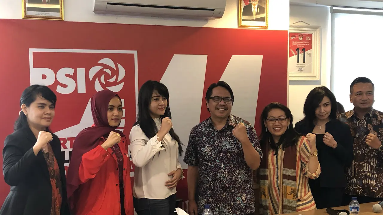 Partai Solidaritas Indonesia (PSI) menawarkan RA, terduga korban pelecehan seksual di lingkungan Dewan Pengawas BPJS Ketenagakerjaan, untuk bekerja di kantornya.