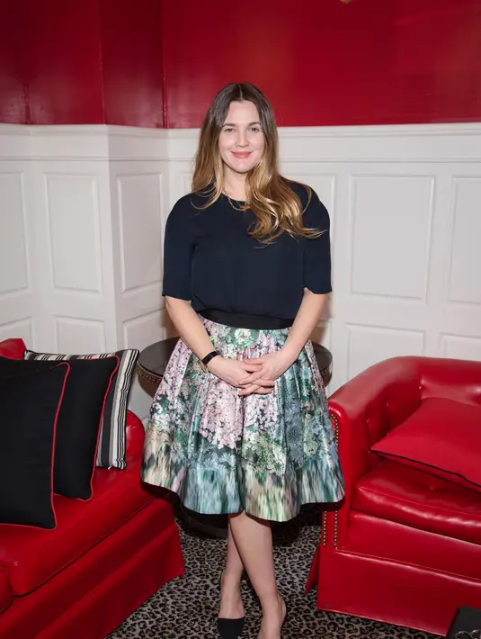 Pasangan ini diduga terlihat melangkah keluar bersama-sama pada Sabtu, 9 April untuk kencan makan siang di Hollywood. (AFP/Bintang.com)