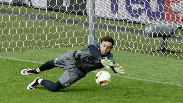 Danny Ward
