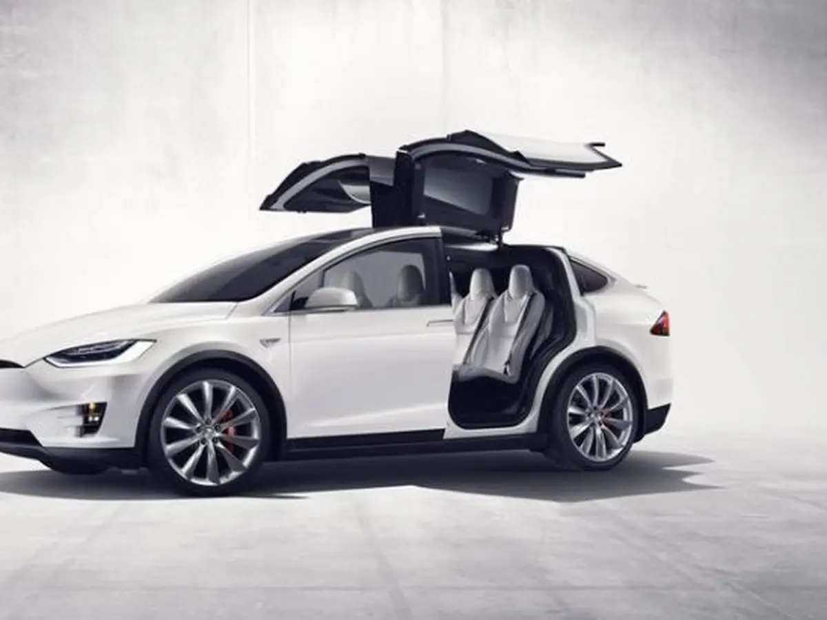 Tesla shop tipe x