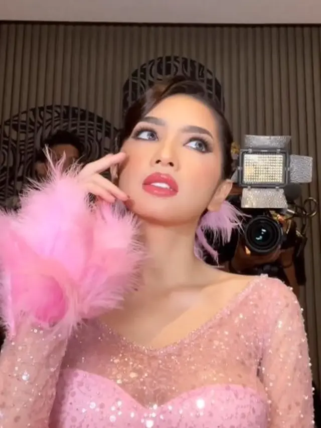 [Fimela] Angel Karamoy