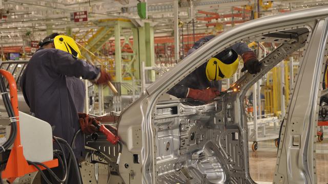 pabrik Mahindra Vehicle Manufacturers Ltd, Chakan, India (Mahindra)