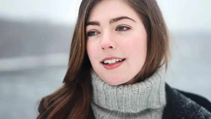 Beda Pandangan Cewek Umur 15 dengan Umur 25 tentang Pacaran