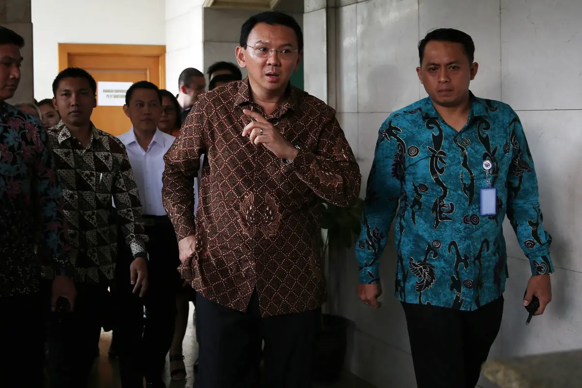 20161024-Ahok-Klarifikasi-Tentang-Penistaan-Agama-Jakarta-JT
