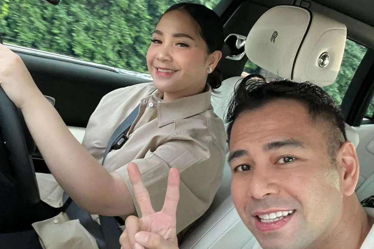 [Fimela] Nagita Slavina dan Raffi Ahmad