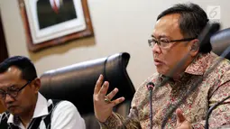 Menteri Negara PPN/Ka Bappenas Bambang Brodjonegoro saat menjadi pembicara dalam diskusi bertema "Berapa Lama Membangun Ibukota Baru?" di Jakarta, Senin (13/5/2019). Presiden Joko Widodo ingin ibu kota baru berada di luar Pulau Jawa, terutama Kalimantan dan Sulawesi. (Liputan6.com/Johan Tallo)