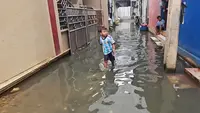 Depok Lama Dikepung Banjir, Warga Keluhkan Ini ke Pemerintah