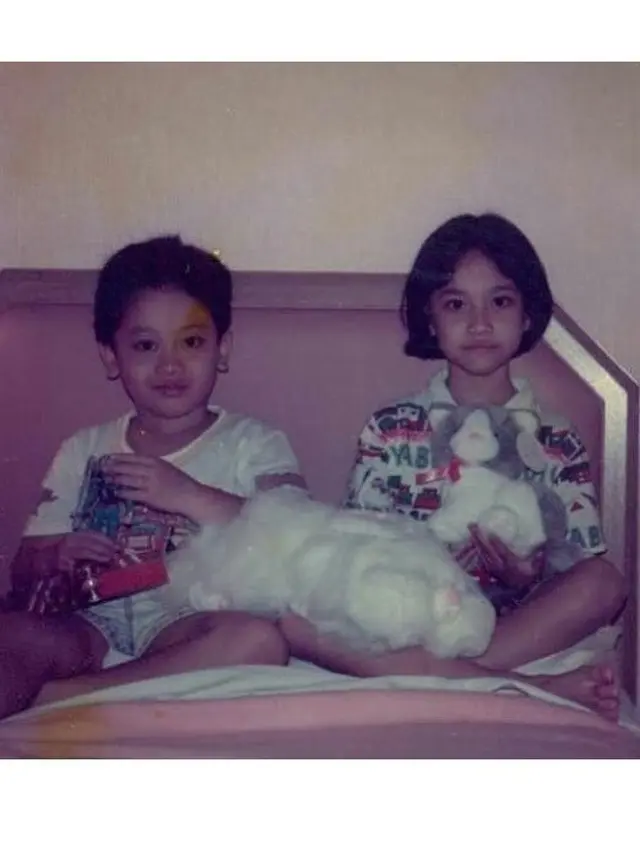 6 Potret Transformasi BCL dari Kecil hingga Jadi Penyanyi Terkenal