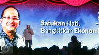 Tokoh Politik sekaligus Pengusaha, Aburizal Bakrie melakukan pidato di Hotel Ritz Carlton, Jakarta, (21/11). Sebelum Munas kadin dimulai dukungan terhadap Rosan P. Roeslani semakin deras dari para anggota kadin. (Liputan6.com/Faisal R Syam)