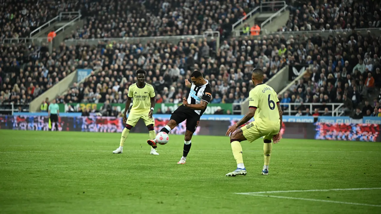 Newcastle United Bungkam Arsenal di St James Park
