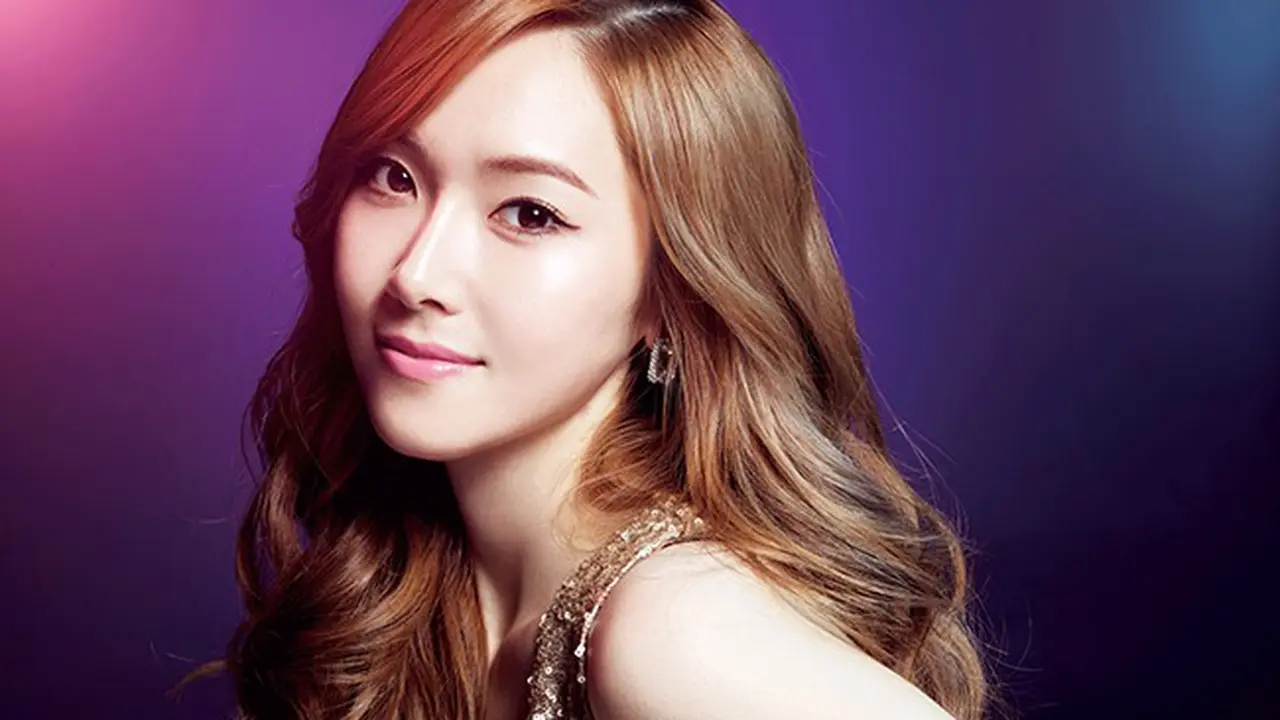 Jessica Girls Generation Pamer Keindahan Kakinya