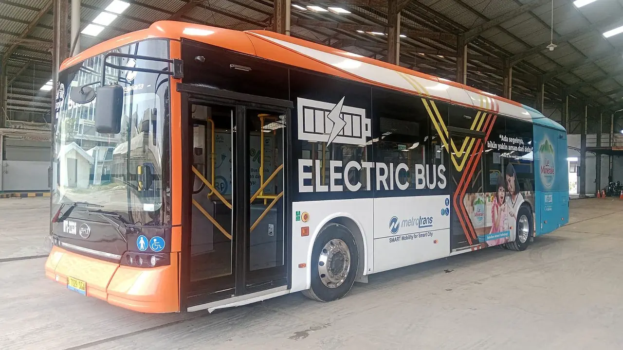 Bus Listrik