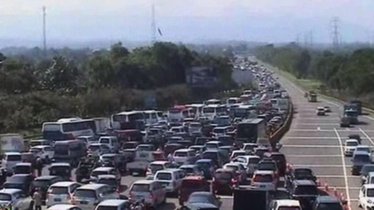 Puncak+Cipularang+Antre