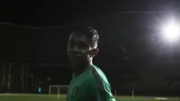 Gelandang Timnas Indonesia, Febri Hariyadi, saat latihan di Stadion Patriot, Bekasi, Senin (2/10/2017). Latihan ini merupakan persiapan jelang laga persahabatan melawan Kamboja. (Bola.com/Vitalis Yogi Trisna)