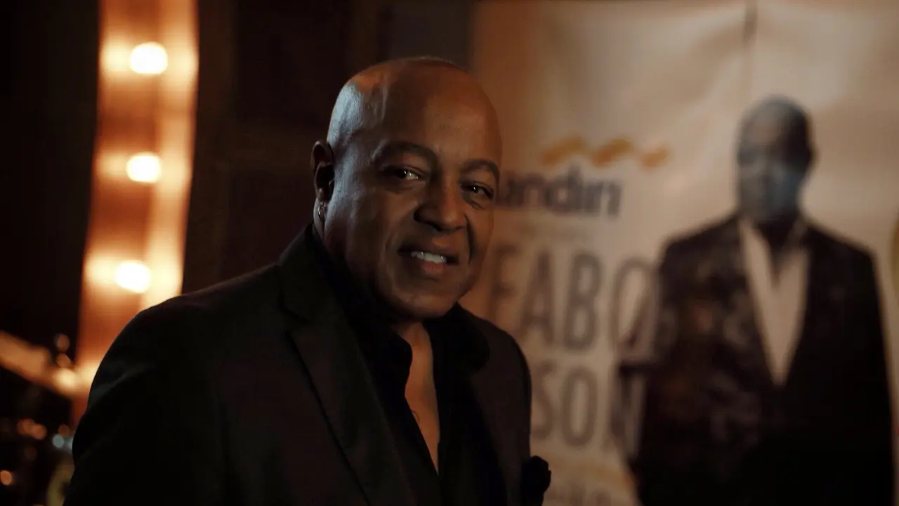 [Bintang] Peabo Bryson