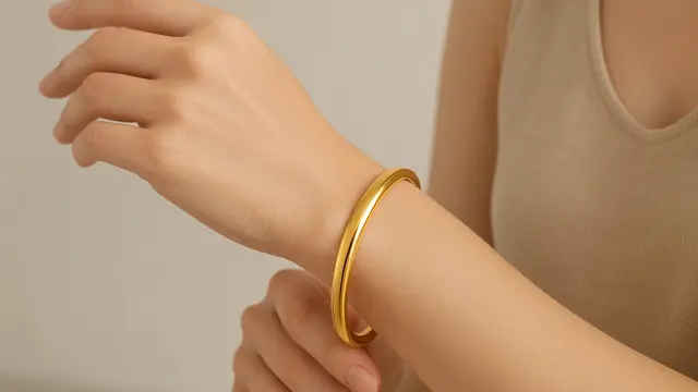 Tren Model Gelang Hollow Emas 24K 5 Gram yang Ringan dan Mewah/Ilustrasi gambar AI