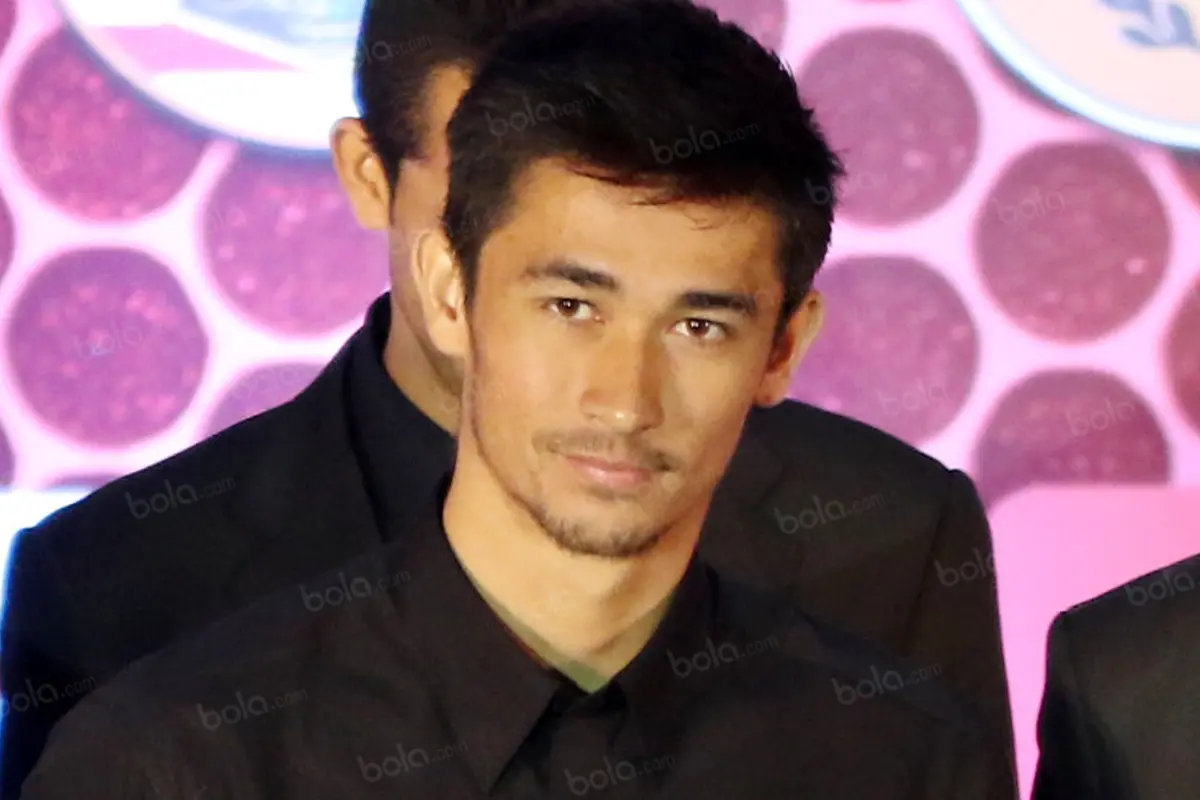 Gavin Kwan Adsit