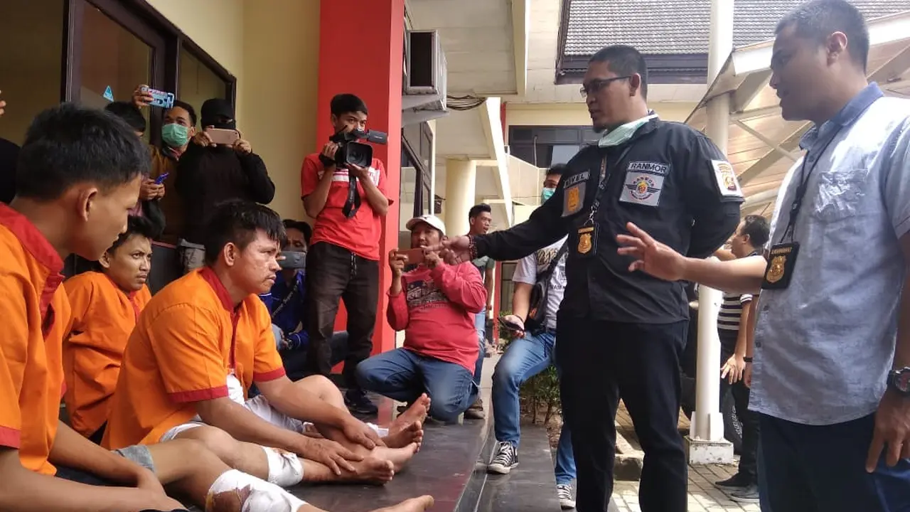 Spesialis Curanmor Beraksi Saat Warga Palembang Khusyuk Salat Jumat
