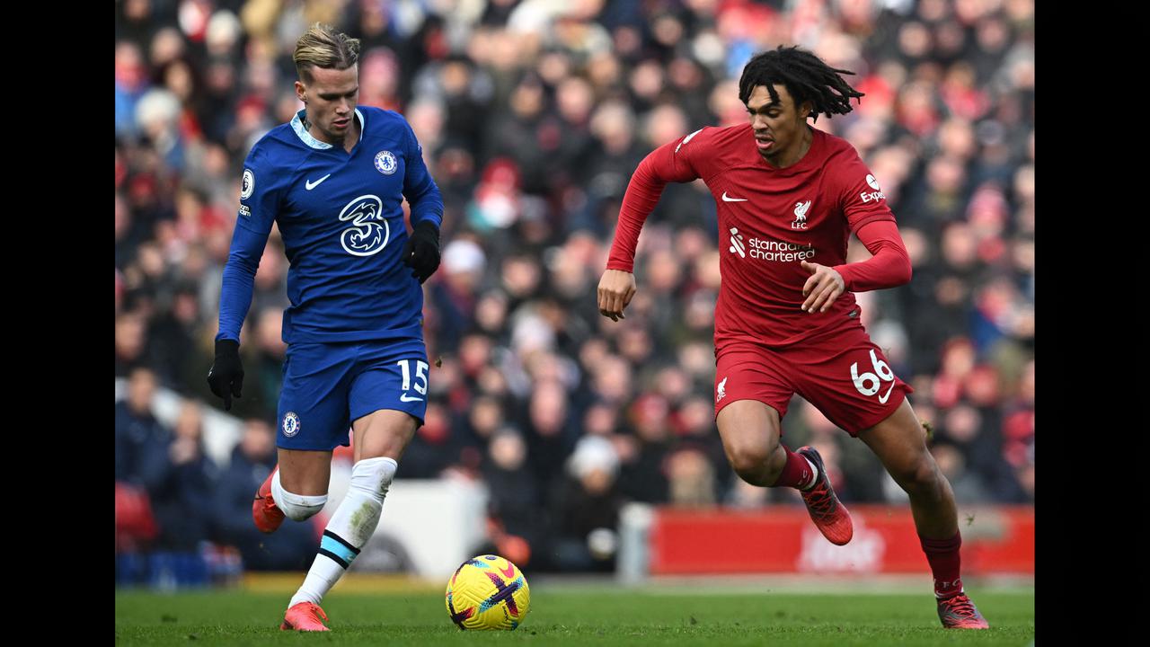 Foto: Boleh Juga Nih Aksi Debut Pemain 100 Juta Euro saat Melawan Liverpool di Liga Inggris