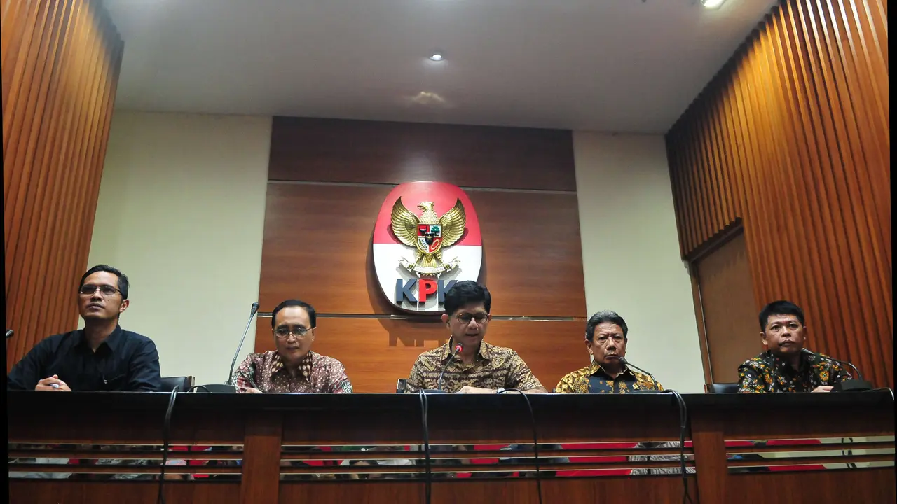 KPK mengumumkan penetapan tersangka hasil operasi tangkap tangan