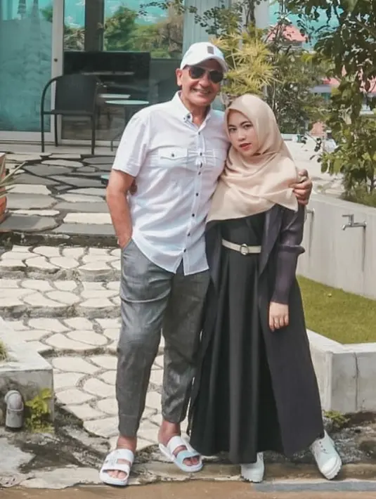 Mark Sungkar dan Santi Asoka Mala (Instagram/santiasokamala)