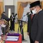 Thariq Modanggu saat dilantik menjadi bupati Gorontalo Utara definitif. Foto:Hms (Arfandi/Liputan6.com)
