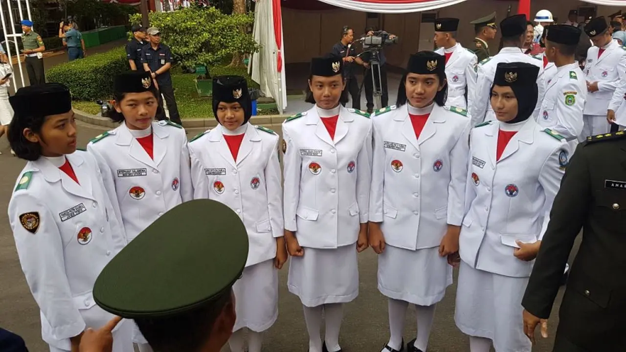 Paskibraka 2017 Pembawa Baki