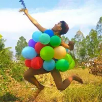 Simak Kreativitas Meniru Peragaan Busana ala 'Fashion Couture'