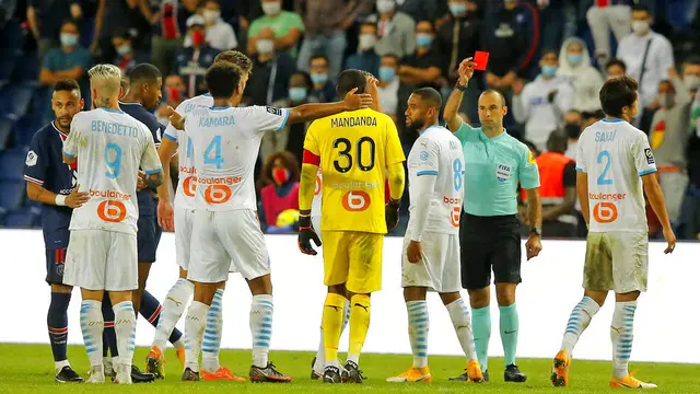 Tensi Panas di Laga PSG Kontra Marseille, Baku Hantam Pemain Hingga 5 Kartu Merah
