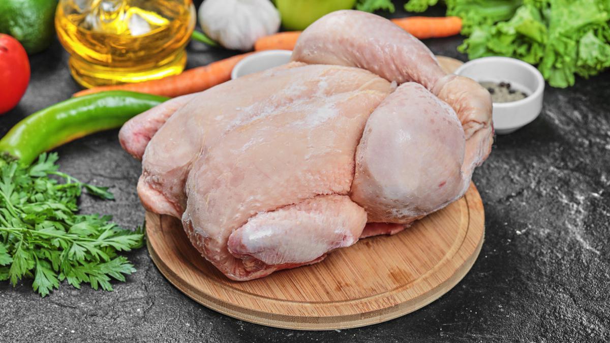 Cara Mencairkan Daging Ayam Beku Tanpa Air dan Microwave, Cepat dan Praktis
