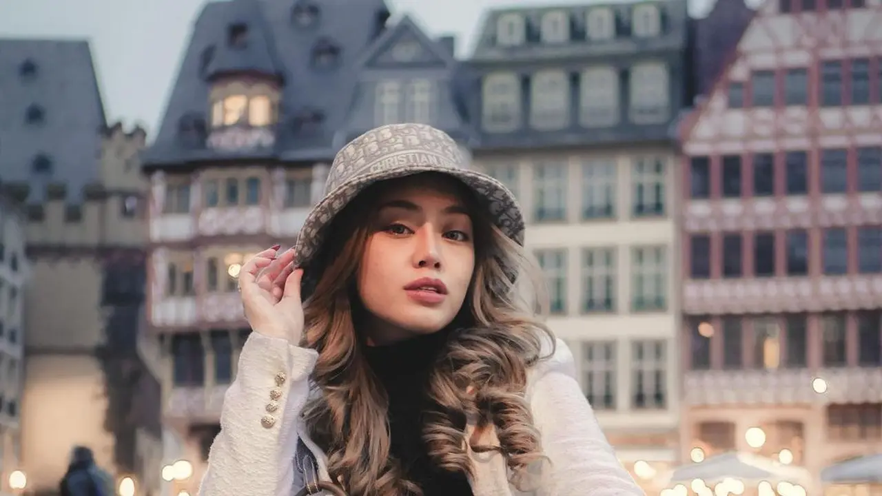 Tasya Revina (https://www.instagram.com/p/CcKkBq4puQx/)