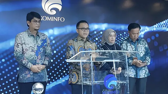 Menteri Pendayagunaan Aparatur Negara dan Reformasi Birokrasi (PAN RB) Abdullah Azwar Anas dalam Konferensi Pers Progres Pengadaan ASN 2024 di Kantor Kementerian Komunikasi dan Informatika, Jakarta, Jumat (3/5/2024). (Arief/Liputan6.com)