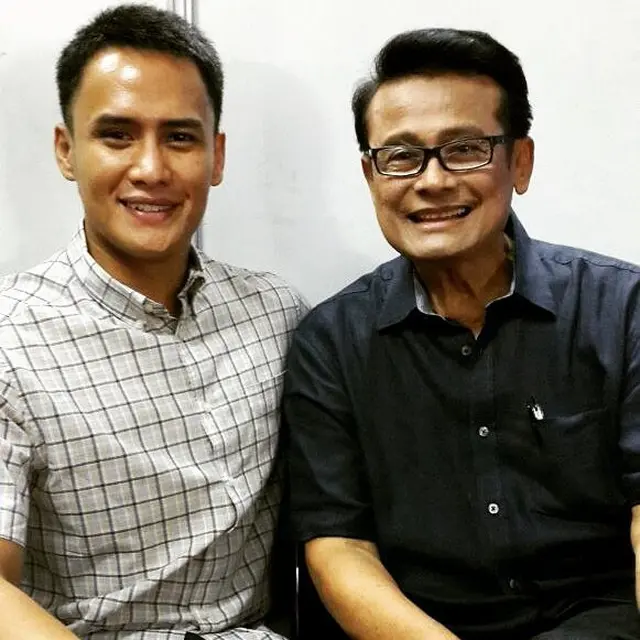 Koes Hendratmo Meninggal Dunia, Ini 6 Potret Kenangan Bareng Rekan Artis