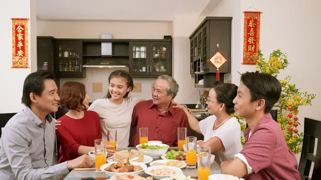 Tradisi Makan Bersama