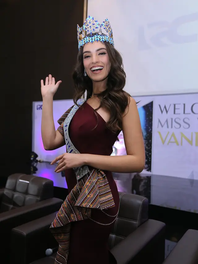 [Fimela] Miss Universe 2018 Vanessa Ponce