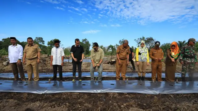 Lahan Tidur Kampung Tengah Produksi Lima Ton Padi