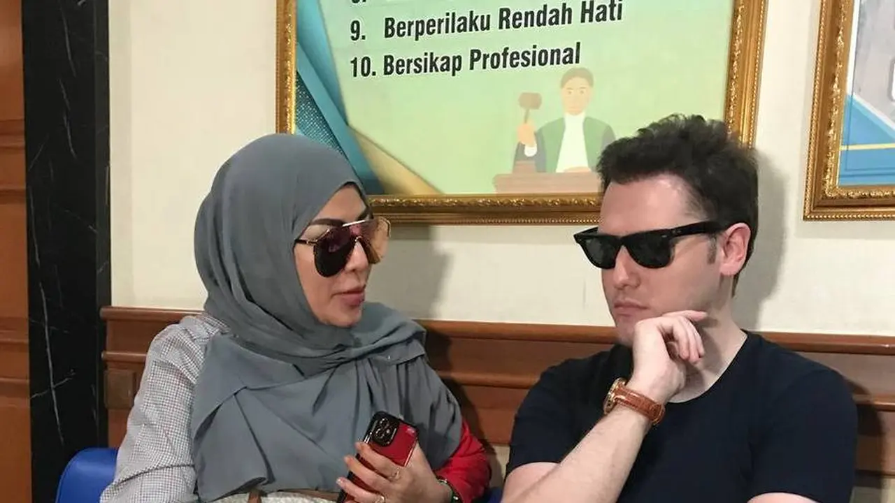 Cinta Penelope dan Taha Gokhan Arikan