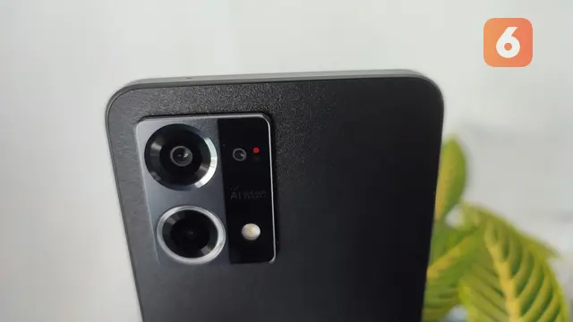Oppo Reno8 (Liputan6.com/Giovani Dio Prasasti)