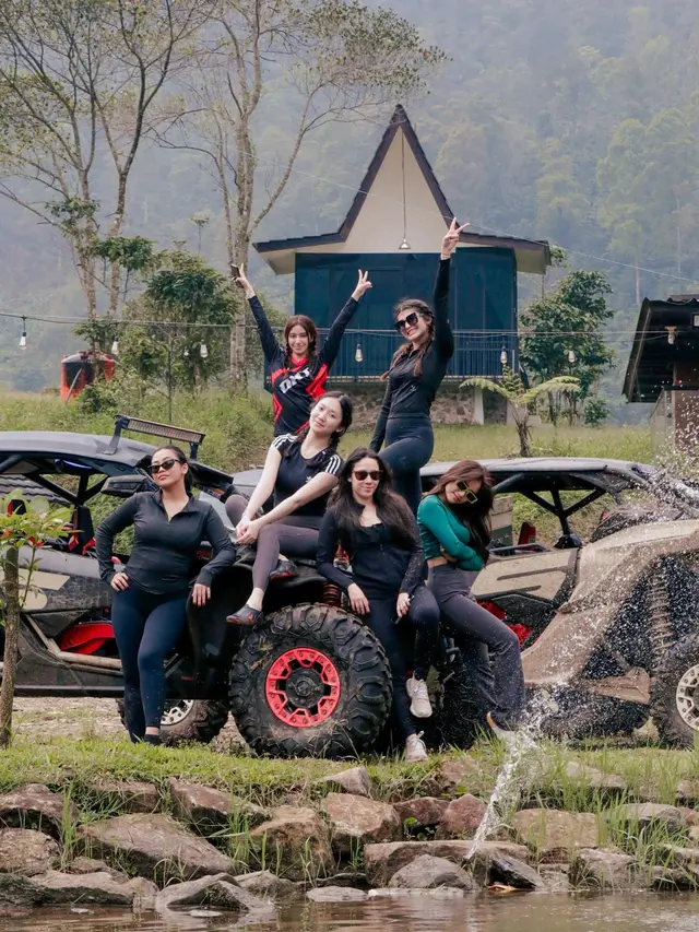 Enggak Takut Kotor, Ini 7 Momen Seru Fuji Main Off-Road Barang Sahabat