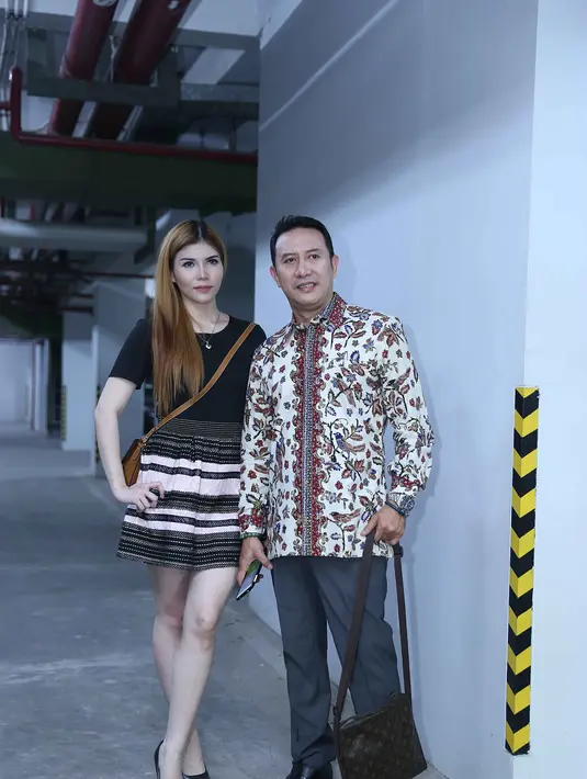 Seperti diketahui, Cindy bersama Sonny Tulung dan kuasa hukumnya melaporkan lelaki berinisial TJD ke Polisi pada 12 April silam. Atas dugaan perbuatan tidak menyenangkan. (Nurwahyunan/Bintang.com)