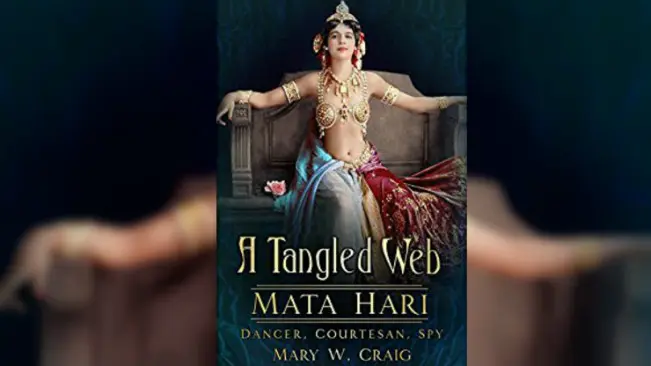 Buku biografi Mata Hari berjudul 'A Tangled Web'. (Sumber Amazon)